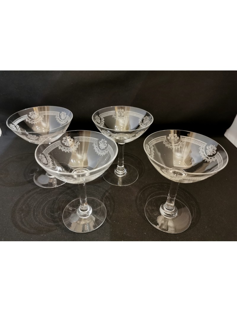 COUPES CHAMPAGNE MODELE "MANON" DE LA CRISTALLERIE DE ST LOUIS