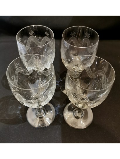 VERRES GRAVES DE LA CRISTALLERIE DE PORTIEUX